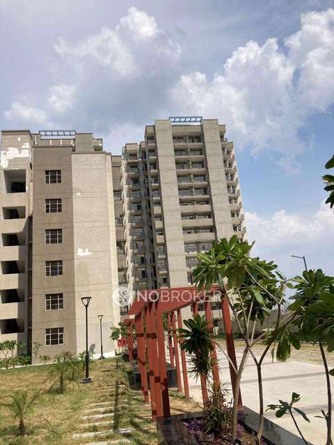 2 BHK Flat In Signature Global Solera2 For Sale  In Sector 107
