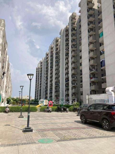 2 BHK Flat In Signature Global Solera2 For Sale  In Sector 107