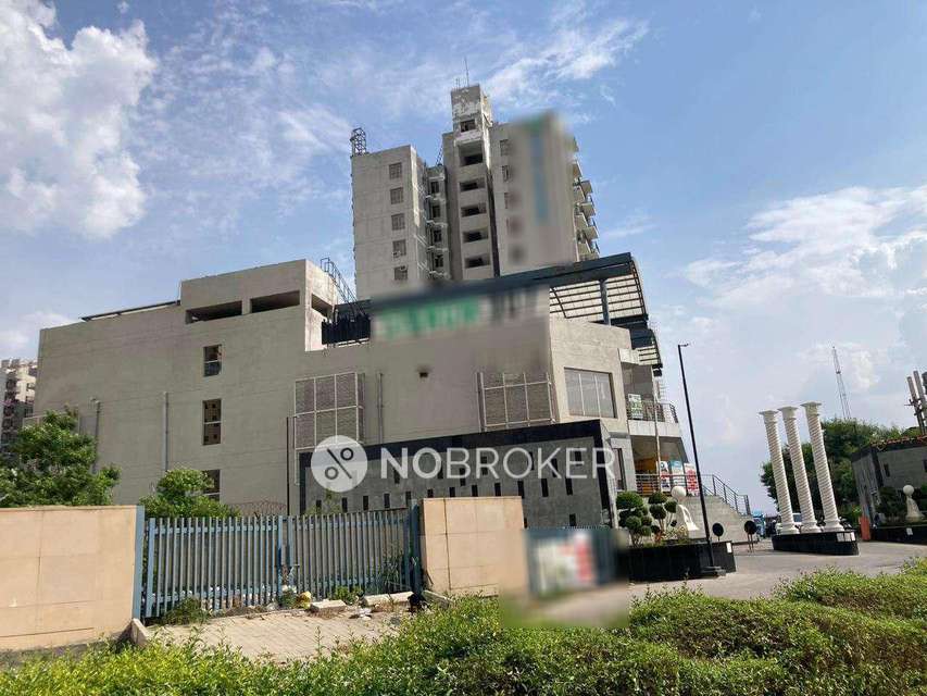 2 BHK Flat In Signature Global Solera2 For Sale  In Sector 107