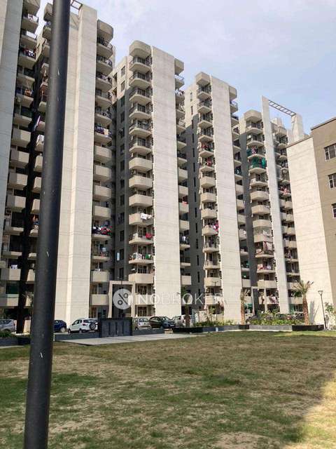 2 BHK Flat In Signature Global Solera2 For Sale  In Sector 107