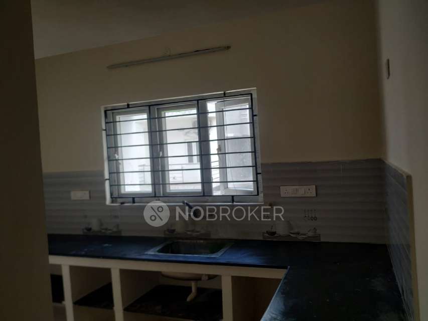 1 BHK Flat In Pinnacle  For Sale  In Irumbuliyur