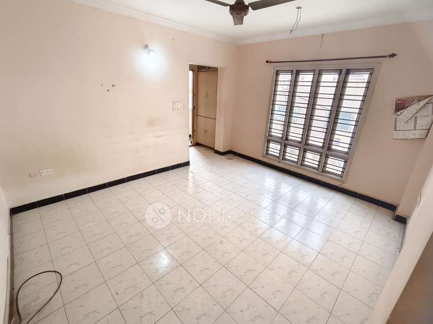 2 BHK Flat In Kumar Pooja Comforts For Sale  In Jp Nagar