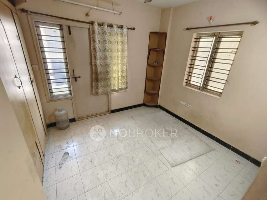 2 BHK Flat In Kumar Pooja Comforts For Sale  In Jp Nagar