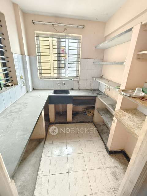 2 BHK Flat In Kumar Pooja Comforts For Sale  In Jp Nagar