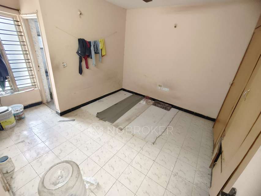 2 BHK Flat In Kumar Pooja Comforts For Sale  In Jp Nagar