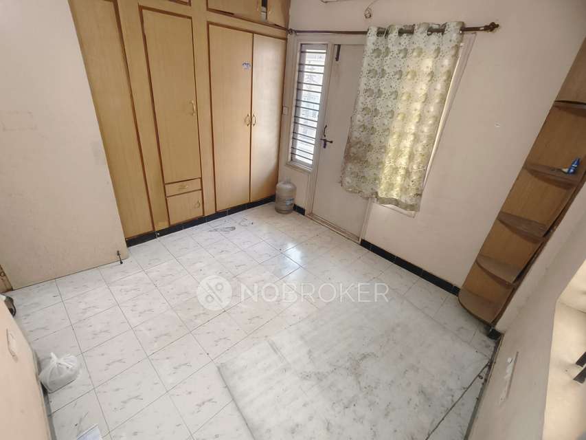 2 BHK Flat In Kumar Pooja Comforts For Sale  In Jp Nagar