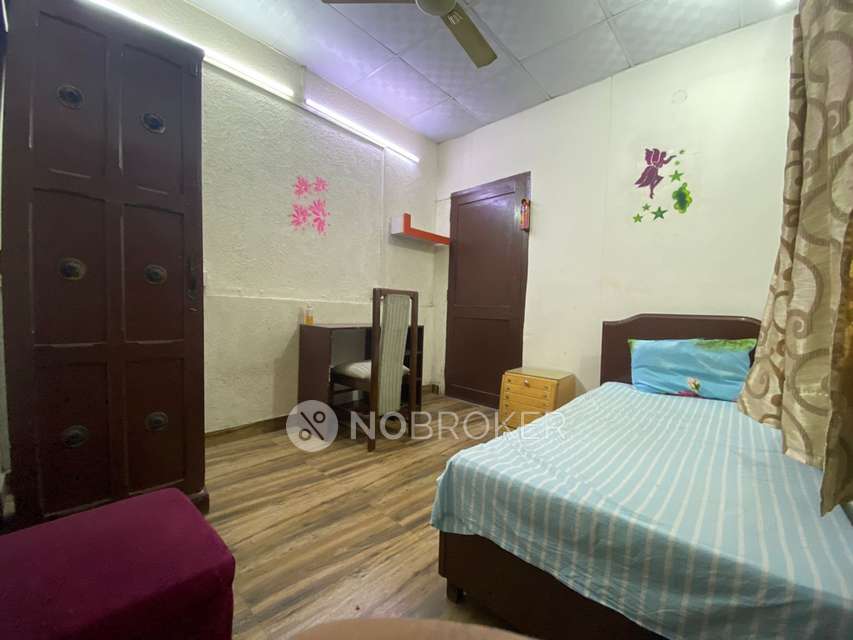 PG for Girls in Mukharjee Nagar