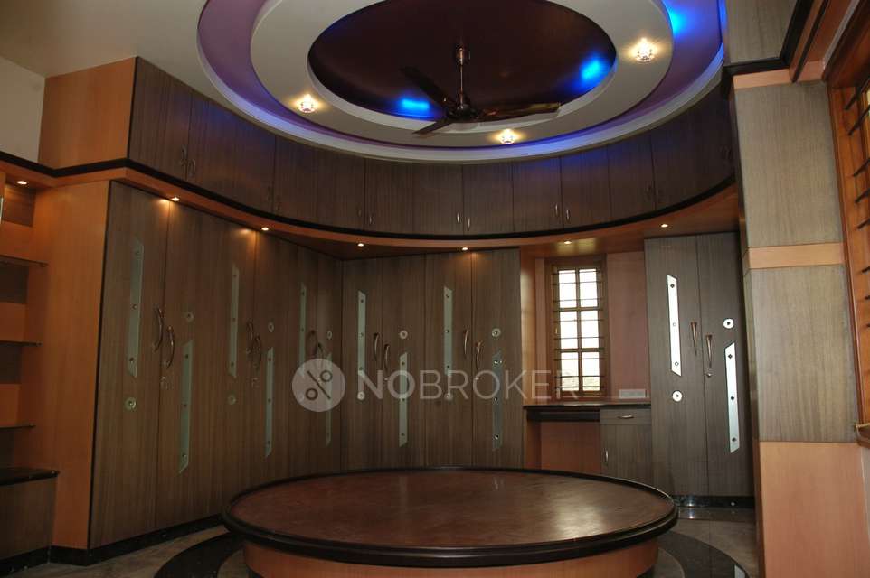 3 BHK Flat In Kkr Vajra Apartment, R.m.v. 2nd Stage For Sale  In R.m.v. 2nd Stage