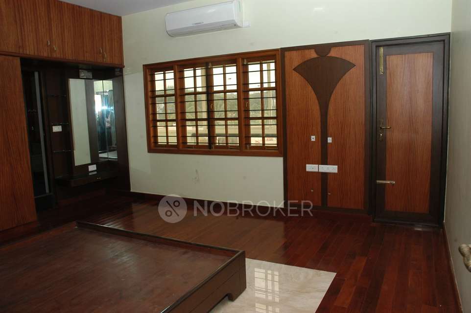 3 BHK Flat In Kkr Vajra Apartment, R.m.v. 2nd Stage For Sale  In R.m.v. 2nd Stage