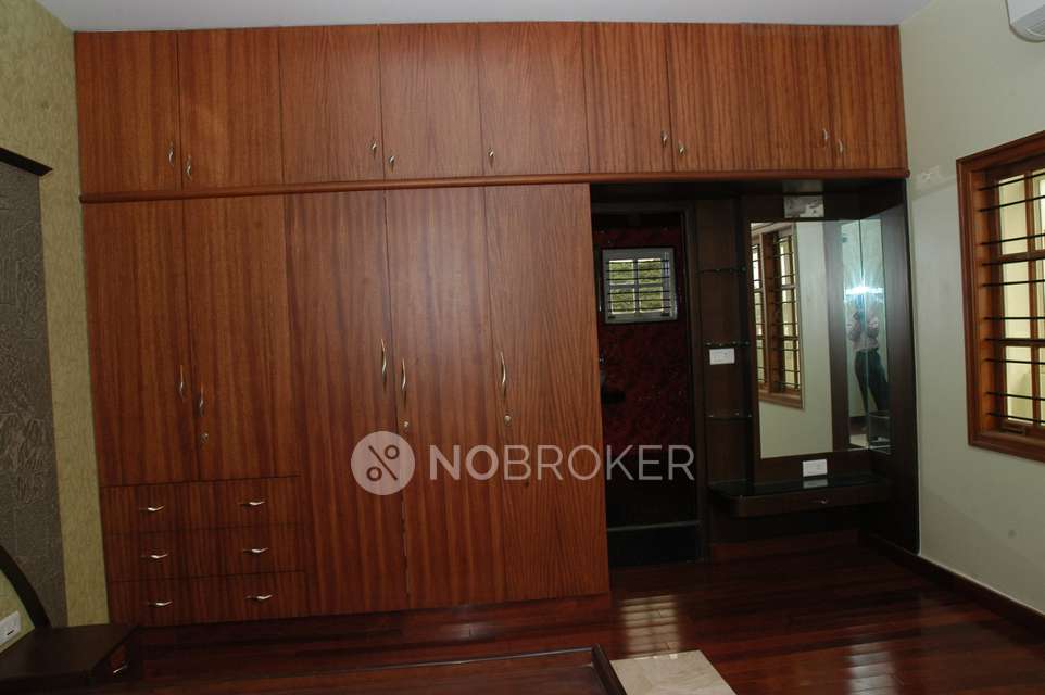 3 BHK Flat In Kkr Vajra Apartment, R.m.v. 2nd Stage For Sale  In R.m.v. 2nd Stage