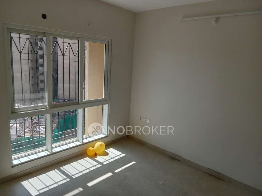 2 BHK Flat In Dosti Oak For Sale  In Thane West