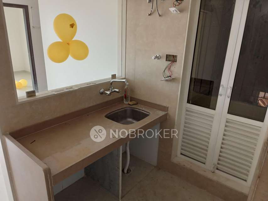 2 BHK Flat In Dosti Oak For Sale  In Thane West