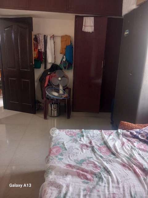 3 BHK Flat In Seematty Palace For Sale  In Ngo Colony