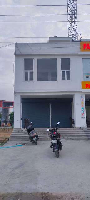 Shop in Bahadurgarh, Delhi for Rent 
