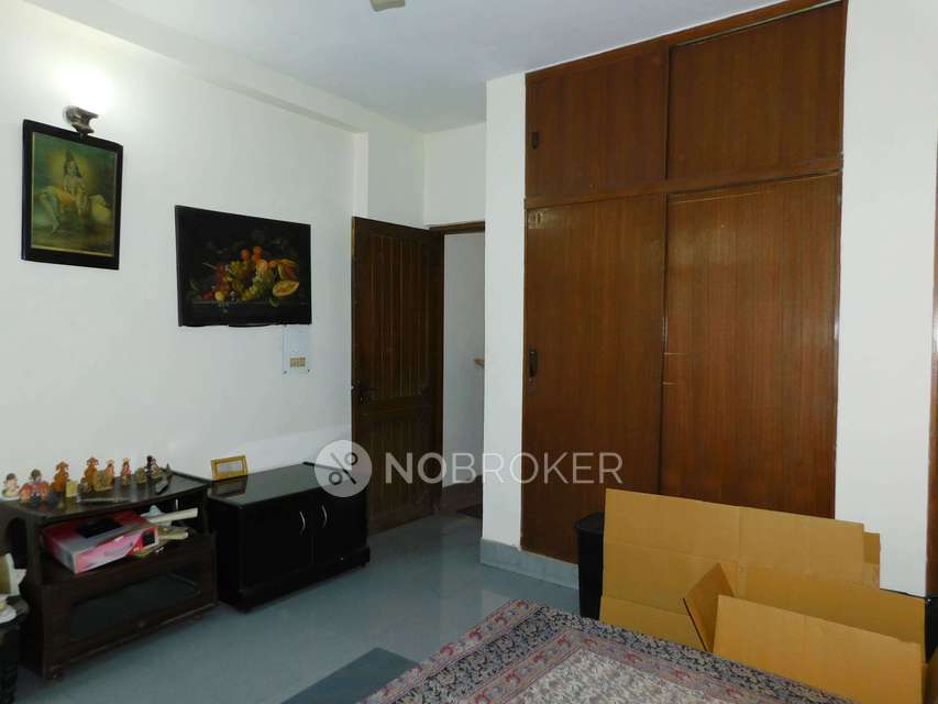 4 BHK House For Sale  In  Friends Colony East