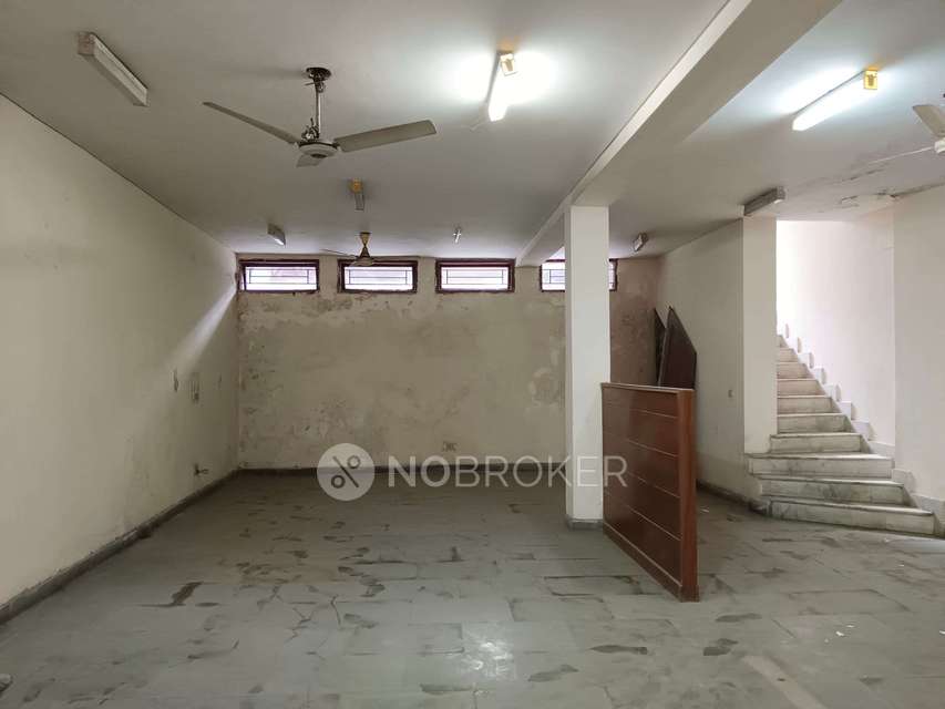 4 BHK House For Sale  In  Friends Colony East