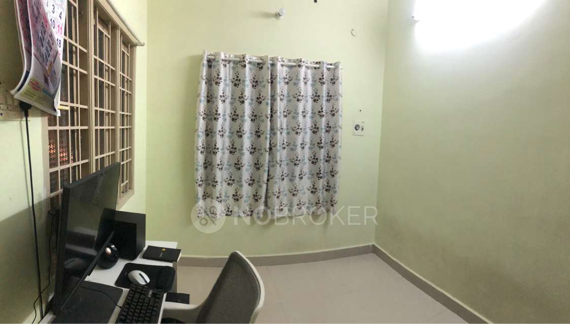 Single Room for Male In 2 BHK  In Velachery