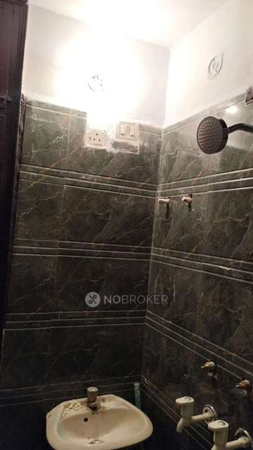 1 BHK Flat In Standalone Building  For Sale  In Palam