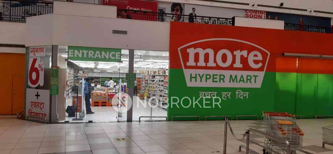 Shop in Beta Ii, Greater_noida for sale 