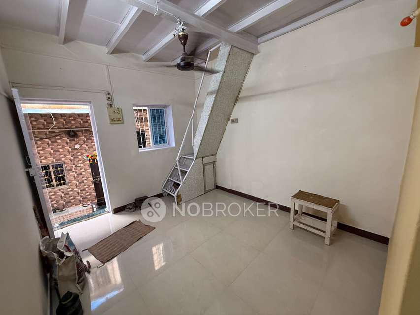 1 BHK House For Sale  In Andheri East