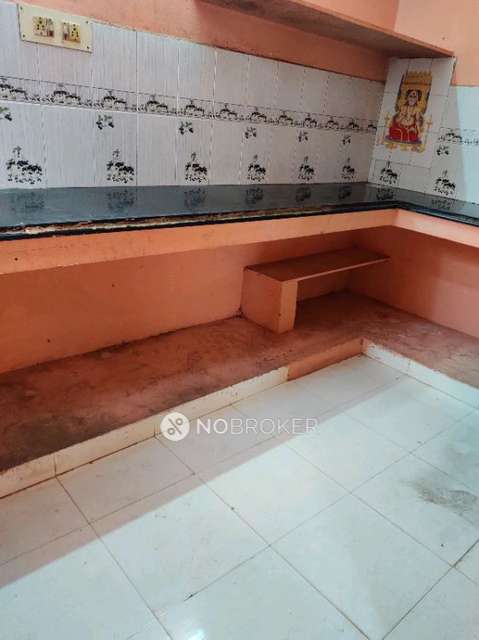 1 BHK Flat In Vijayalakshmi Sri Srinivasa Padmavathy Apartment For Sale  In Ullagaram