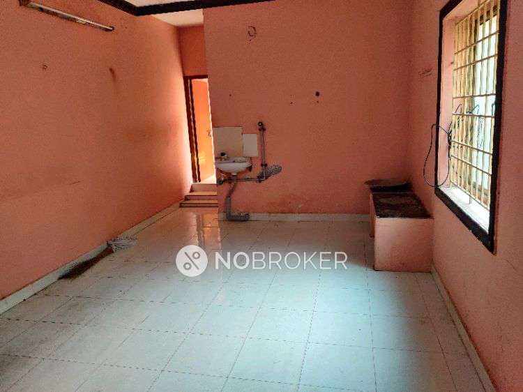 1 BHK Flat In Vijayalakshmi Sri Srinivasa Padmavathy Apartment For Sale  In Ullagaram