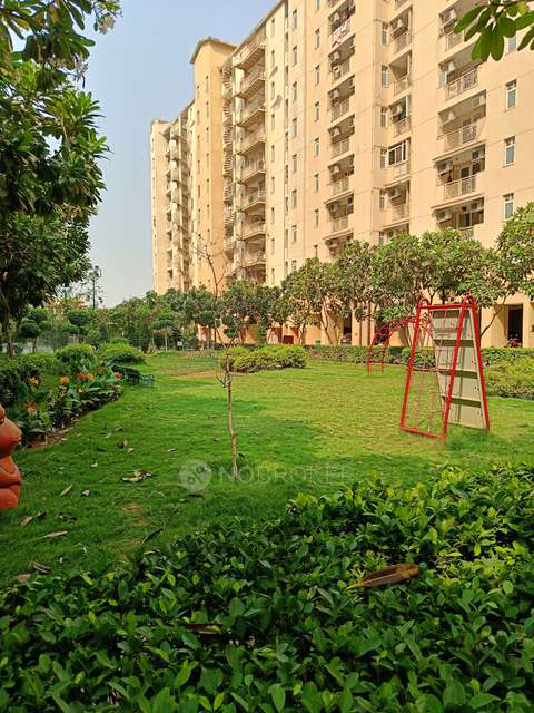 3 BHK Flat In Emaar Palm Premier For Sale  In Emaar Palm Hills Palm Premier Tower-a, Sector 77, Gurugram, Haryana 122004, India