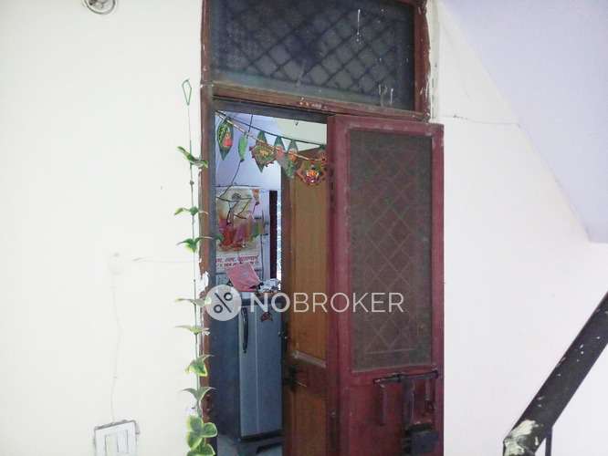 1 BHK Flat For Sale  In Shastri Nagar