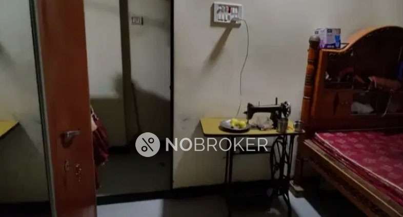 1 BHK Flat In Hasnain Tower, Kausa For Sale  In Kausa