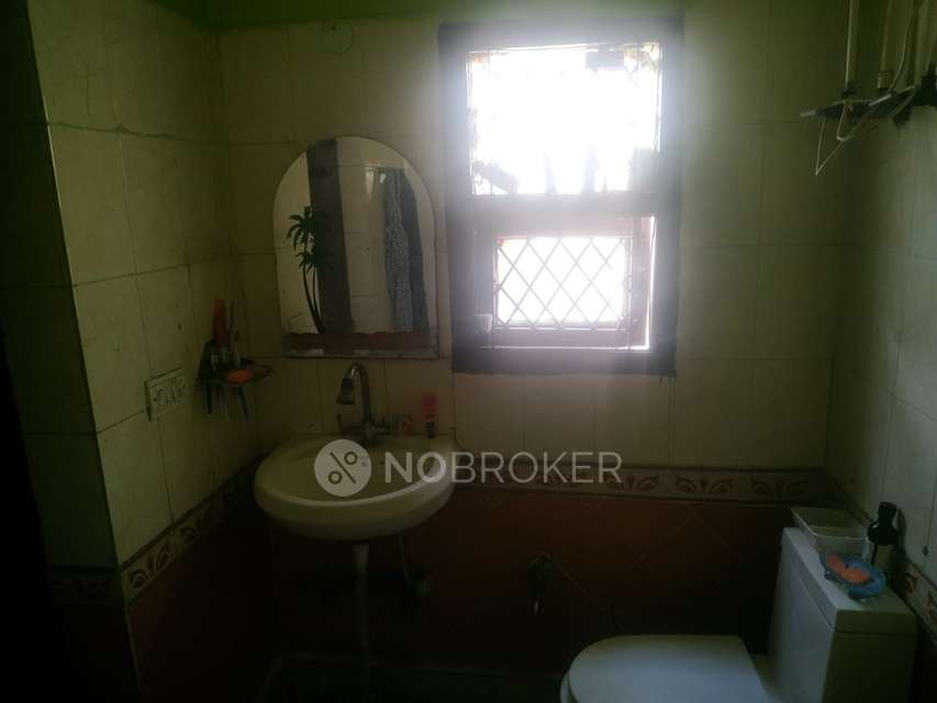 3 BHK Flat In Mangalam Apartment,  Indirapuram, Ghaziabad For Sale  In  Indirapuram, Ghaziabad