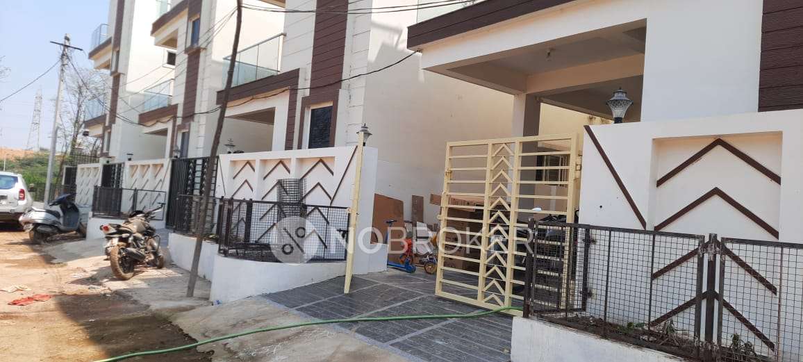 4 BHK House For Sale  In Jeedimetla