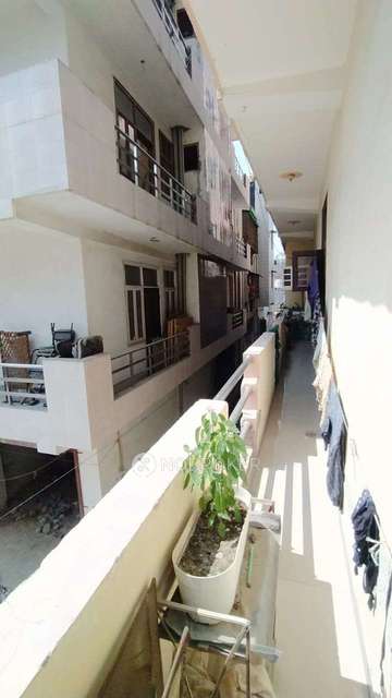 2 BHK Flat For Sale  In Shalimar Garden