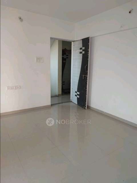 1 BHK Flat In Corner Leaf Co Soc. for Rent  In Phursungi