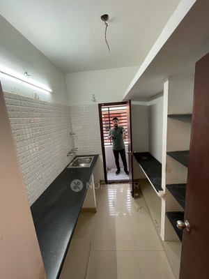 2 BHK Flat In Palavakkam for Rent  In Poongavanapuram