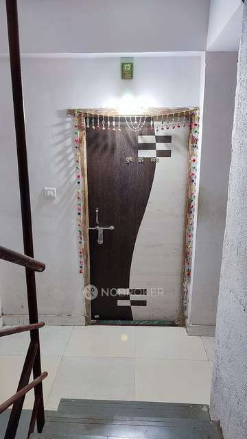 1 RK Flat In Sakharam Chawl For Sale  In Borivali West