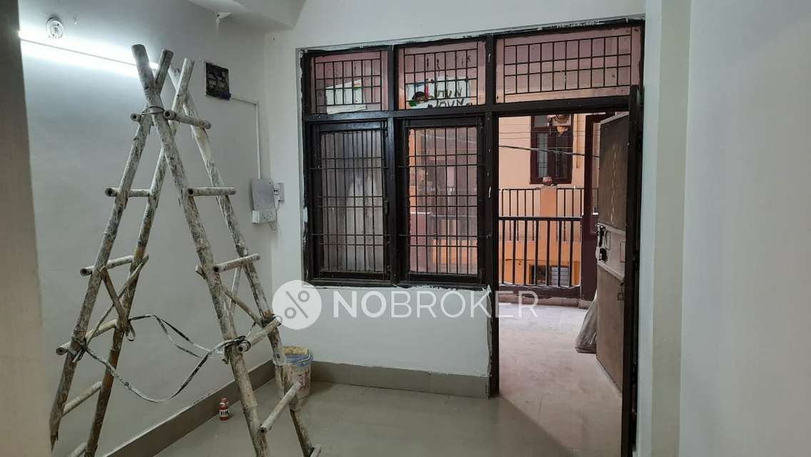 1 BHK Flat In Krishna Apartment For Sale  In Sector 73