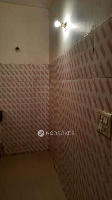 1 BHK Flat In Krishna Apartment For Sale  In Sector 73