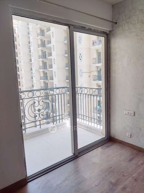 3 BHK Flat In Prateek Grand City For Sale  In Siddharth Vihar
