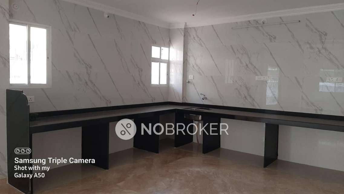 4+ BHK House for Rent  In Mundhwa