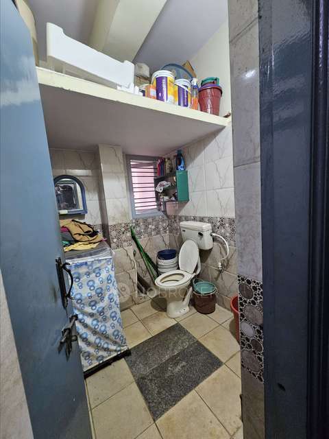 4 BHK Flat In Standalone Building  For Sale  In Srirampura