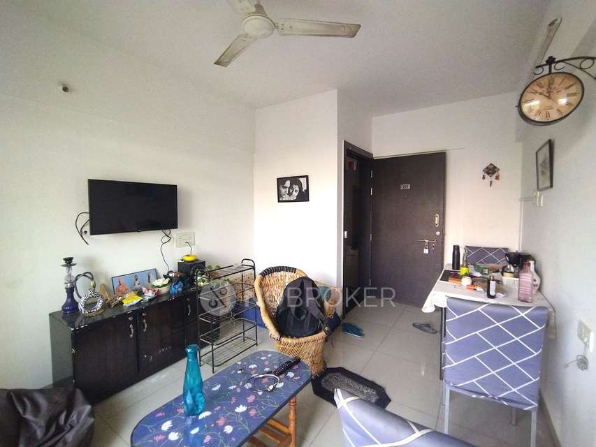 2 BHK Flat In Umang Premier For Sale  In Wagholi