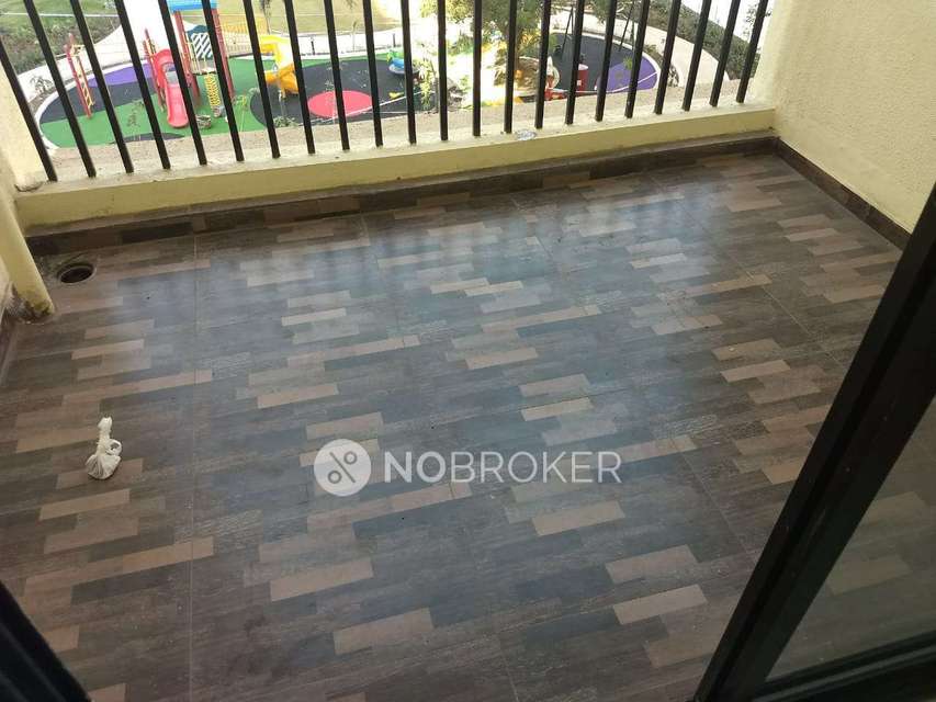 2 BHK Flat In Umang Premier For Sale  In Wagholi