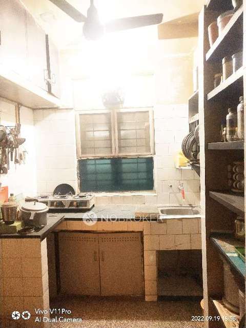 2 BHK Flat In Hamsika Apartment For Sale  In Ghatkopar East