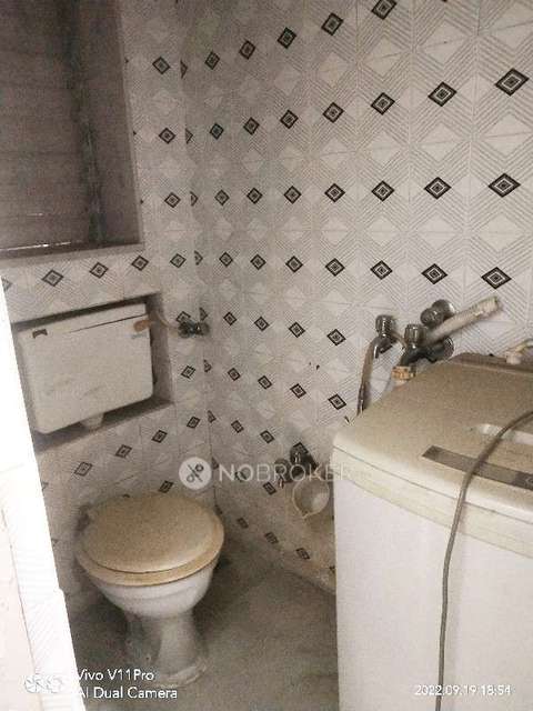 2 BHK Flat In Hamsika Apartment For Sale  In Ghatkopar East