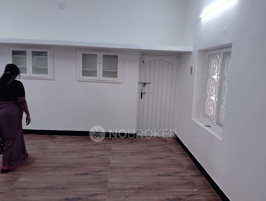 Shop in Velachery, Chennai for Rent 