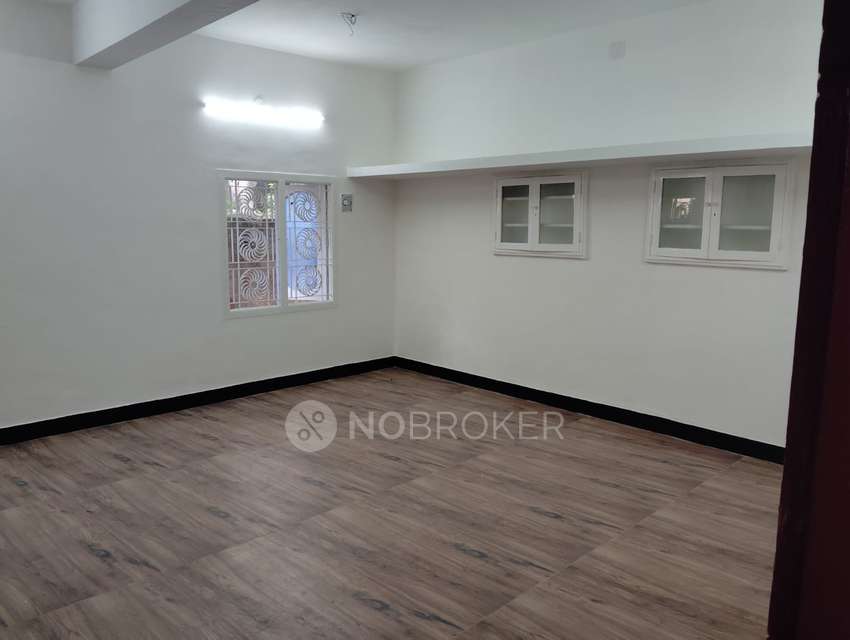 Shop in Velachery, Chennai for Rent 