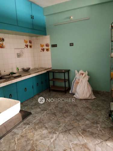 2 BHK Flat In Kalpana Apartment For Sale  In Bhavani Peth