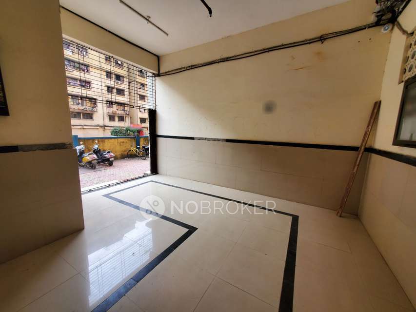 2 BHK Flat In Pagoda View Chs for Rent  In Kandivali West