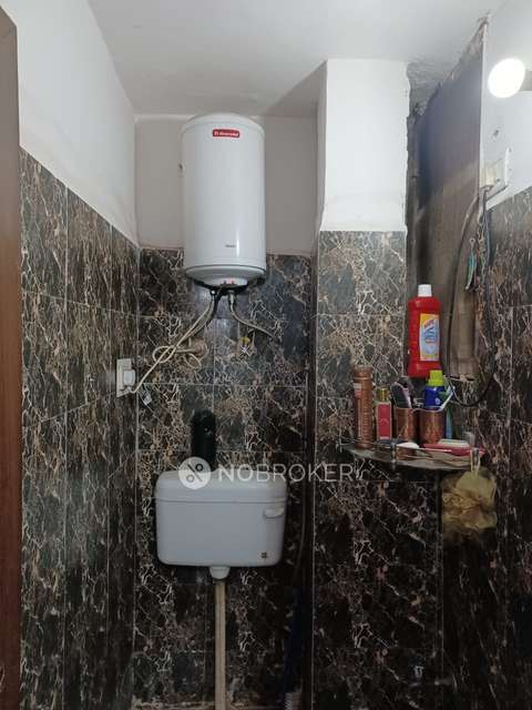 2 BHK Flat For Sale  In Safdarjung Enclave