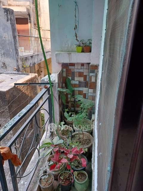 2 BHK Flat For Sale  In Safdarjung Enclave